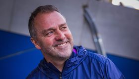 عودة إريك غارسيا واستمرار ليفاندوفسكي أساسياً بتشكيلة برشلونة ضد نيوكاسل