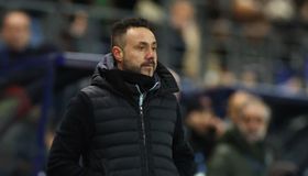 تفاقم أزمة المدرب دي زيربي مع مارسيليا بعد خماسية الكلاسيكو