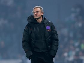 لويس إنريكي مدرب سان جيرمان: كرة القدم رياضة لعينة