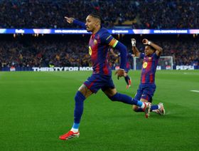 برشلونة يستعد لمواجهات الحسم ضد أتلتيكو مدريد في غياب 15 لاعباً