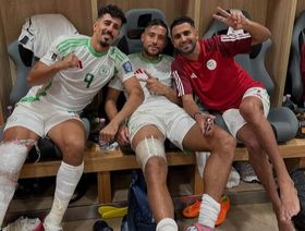 بلايلي وبونجاح يغادران معسكر الجزائر