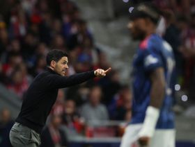 أرتيتا يهاجم حكم مباراة أتلتيكو: ألغى ركلة الجزاء بعد إعادتها 13 مرة