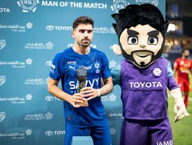 نيفيز الأفضل وبونو الأسوأ في مباراة الهلال والقادسية