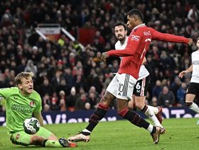 بثلاثية جديدة..مان يونايتد يبلغ نصف كأس الرابطة على حساب تشارلتون