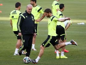 تشابي ألونسو يردّ على فيسنتي دل بوسكي بشأن "صراحته الشديدة"