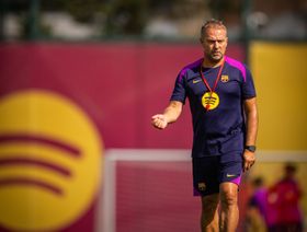 فليك يضغط على إدارة برشلونة لتسجيل هذا اللاعب "في أسرع وقت"