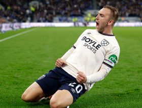 وست هام يفتك نقطة ثمينة من إيفرتون في أول ظهور لنونو سانتو