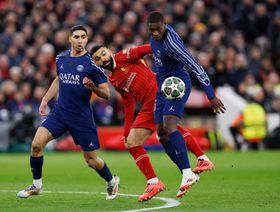 صلاح وحكيمي ضمن ترشيحات تشكيلة فيفبرو المثالية لعام 2025