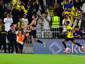 المنقذ عوار يقود الاتحاد لفوز جديد في دوري روشن ضد التعاون