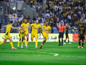 كوستاس فورتونيس الأفضل وفابينيو الأسوأ في مباراة الخليج والاتحاد