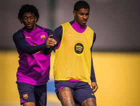 راشفورد الأمل.. هانزي فليك يضطر للارتجال بسبب أزمة برشلونة الهجومية