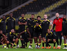 تشكيلة الاتحاد المتوقعة أمام الرياض.. من يعوض دومبيا؟