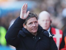 المدرب أوليفر غلاسنر يرحل عن كريستال بالاس بنهاية الموسم