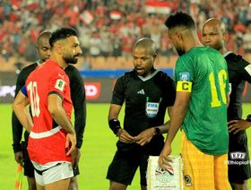 إثيوبيا تشكو مصر لـ"فيفا" بسبب الليزر و"النشيد الوطني"