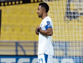 الشوط الأول.. الدوسري يمنح الهلال التقدم على الغرافة