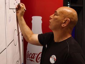 تفاصيل عقد حسام حسن مع منتخب مصر.. زيادة 100% للراتب وشرط "المربع الذهبي"