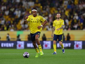 النصر يواجه تحدياً جديداً بسبب محمد سيماكان وكينغسلي كومان