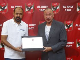 الأهلي المصري يكّرم عماد النحاس