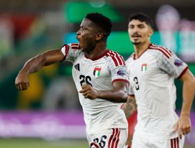 شاهد.. الإمارات تهزم عُمان وتواجه السعودية في نهائي كأس الخليج