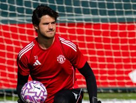 متى يدشّن الحارس "لامنس" مشواره مع مانشستر يوناتيد؟