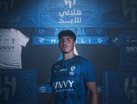 الهلال يضم المدافع التركي أكتشيشيك وفنربخشة يكشف قيمة الصفقة