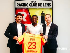 من أبرز اللاعبين السعوديين الذين احترفوا في أوروبا؟