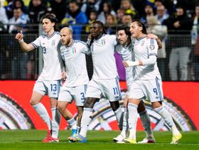 "فيفا" يتجاهل اقتراح إقصاء إيران من كأس العالم وإيطاليا ترفضه