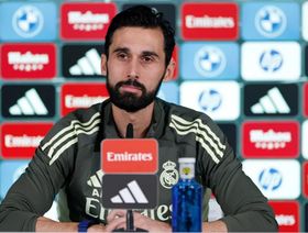 أربيلوا يحذر ريال مدريد من مواجهة فالنسيا رغم موقفه المتعثر