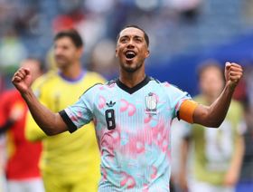 يوري تيليمانس أفضل لاعبي مباراة بلجيكا والسنغال بعد أداء مبهر