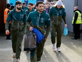 سر حديث عمر مرموش مع مدرب كريستال بالاس قبل الانضمام لمنتخب مصر