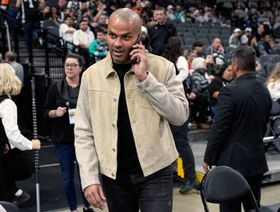 الأسطورة توني باركر مدرباً لفرنسا تحت 17 عاماً في كرة السلة