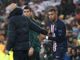 والد كيليان مبابي يشرح لماذا طلب زيدان من ابنه "المزعج" الصمت