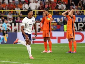 واتكينز "المنقذ" أفضل لاعب في مباراة إنجلترا وهولندا