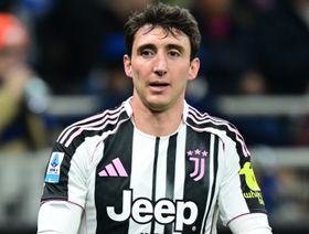 كامبياسو على رادار برشلونة… ويوفنتوس يحدد السعر