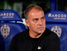 تكريم من ألمانيا.. هانزي فليك أفضل مدرب في عام 2025