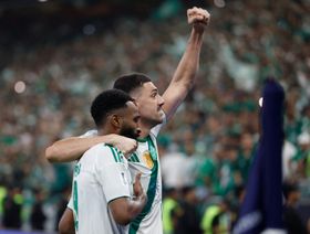 شاهد.. الأهلي "بـ10 لاعبين" يحتفظ بلقب آسيا للنخبة بعد وقت إضافي