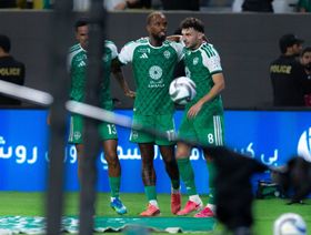 شاهد.. الأهلي في ثوبه الجديد يبدأ الدوري السعودي بفوز صعب على الدرعية