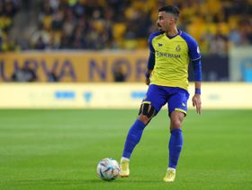 النصر يغالي في مطالبه لمنح الهلال الاستغناء الرسمي عن لاجامي