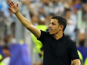 "الرياضية": الفتح يقيل خالد العطوي ويتفق مع جمال سلامي