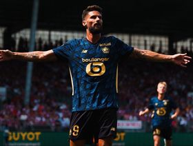 بعد 11 دقيقة.. "العجوز" جيرو يسجل هدفاً تاريخياً مع ليل