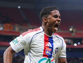 شاهد.. قذيفة إندريك تقود ليون إلى ربع نهائي كأس فرنسا