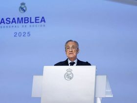 فلورنتينو بيريز يكشف تكلفة تجديد "برنابيو" وأسرار جمهوره الافتراضي بالمباريات