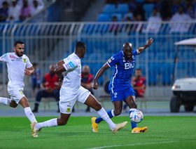 في الوقت القاتل.. الهلال يتعادل مع الاتحاد ويشعل سباق الصدارة