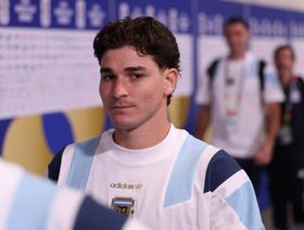 أتلتيكو مدريد يعرف حلم ألفاريز.. اللعب لبرشلونة