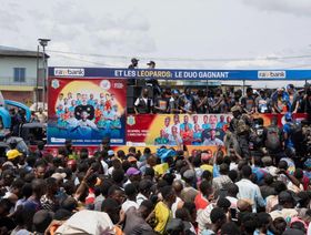 شاهد.. احتفالات تاريخية في الكونغو بعد التأهل للمونديال وغضب أوروبي