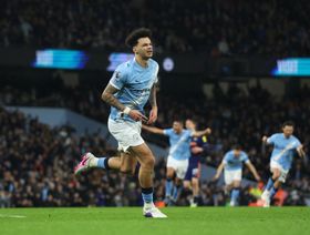 مانشستر سيتي يتجاوز نيوكاسل ويحاصر أرسنال