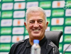 مدرب الجزائر يستدعي وجهاً جديداً لمواجهتي بوتسوانا وغينيا