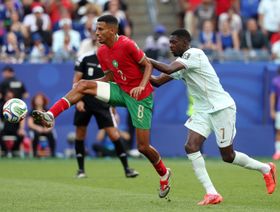 "النحلة" أوناحي يقارع ليونيل ميسي في فن المراوغة بكأس العالم