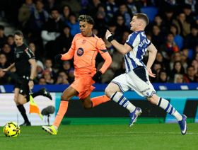 برشلونة يسقط أمام ريال سوسيداد ويخسر لأول مرة في الدوري منذ الكلاسيكو