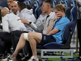 دي بروين يشارك في تدريبات نابولي بعد غياب 128 يوماً